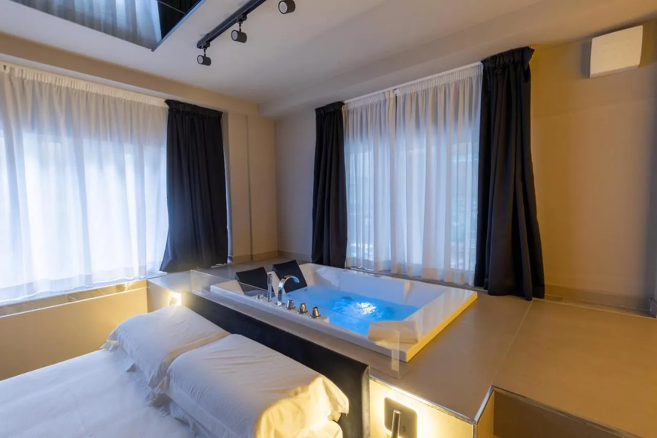 Maximum Exclusive Suite & Spa Palermo