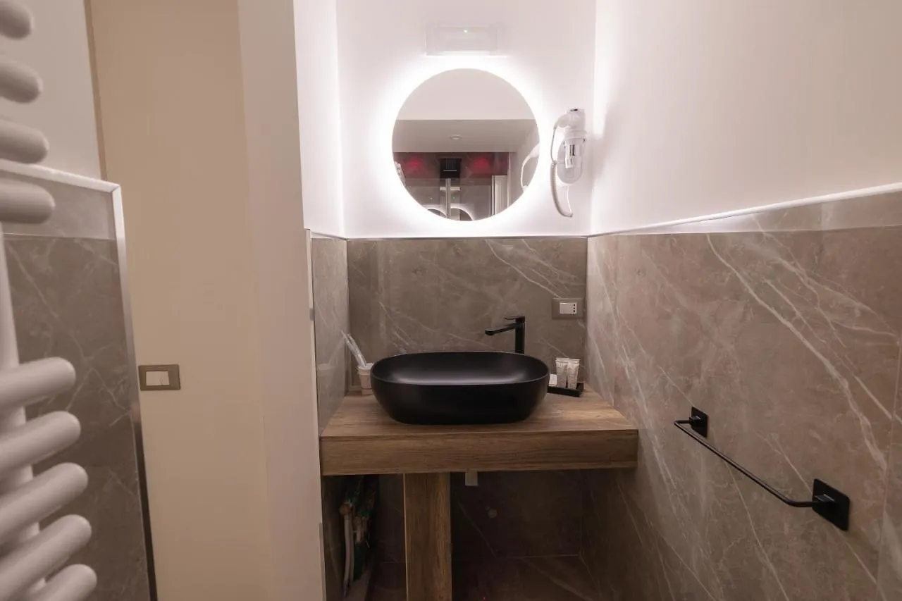Maximum Exclusive Suite & Spa Palermo